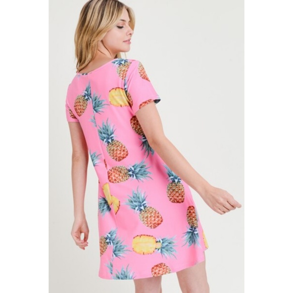 Women's Pineapple Print Fit and Flare Summer Dress - Picture 4 of 8